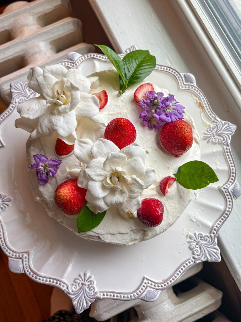 Strawberry Shotcake Chiffon Cake