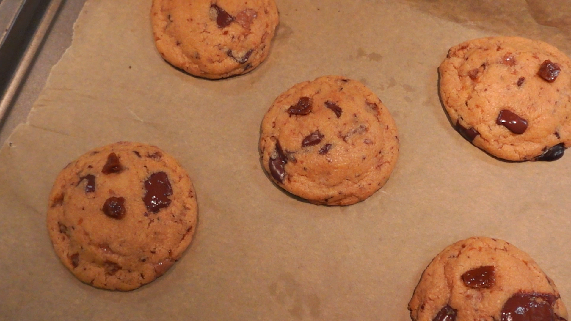 brown butter cookies, sourdough discard recipes, homemade toffee, chocolate chunk cookies, bakery style cookies, easy baking, chewy cookies, crinkly edges, cozy baking
